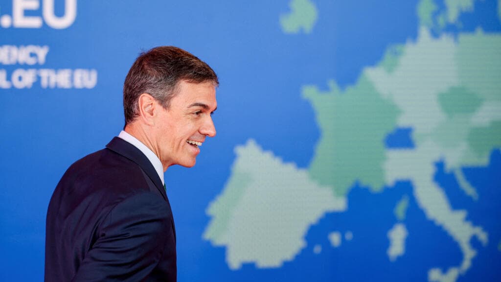 Sanchez brushes off reported Pentagon email mulling suspending Spain's NATO membership